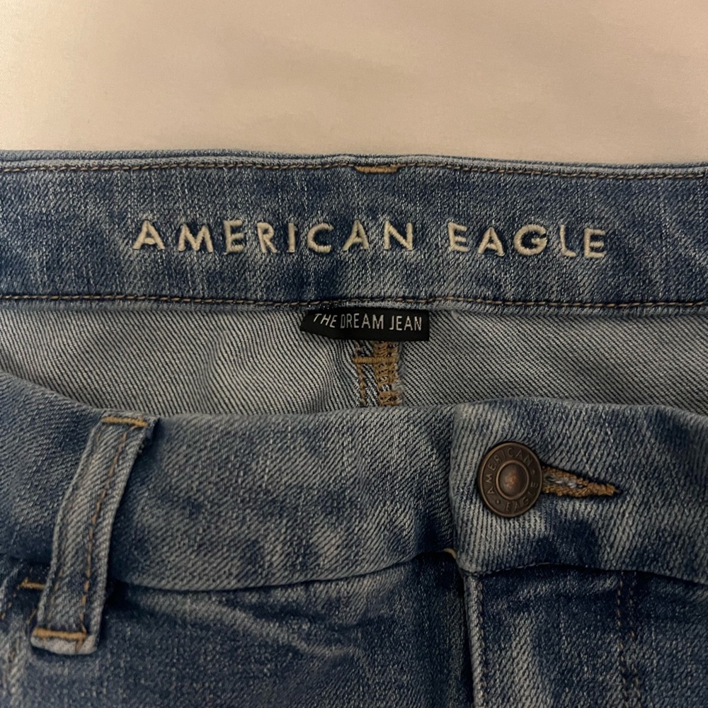 American Eagle Outfitters High Rise Blue Jeans - Picture 4 of 5